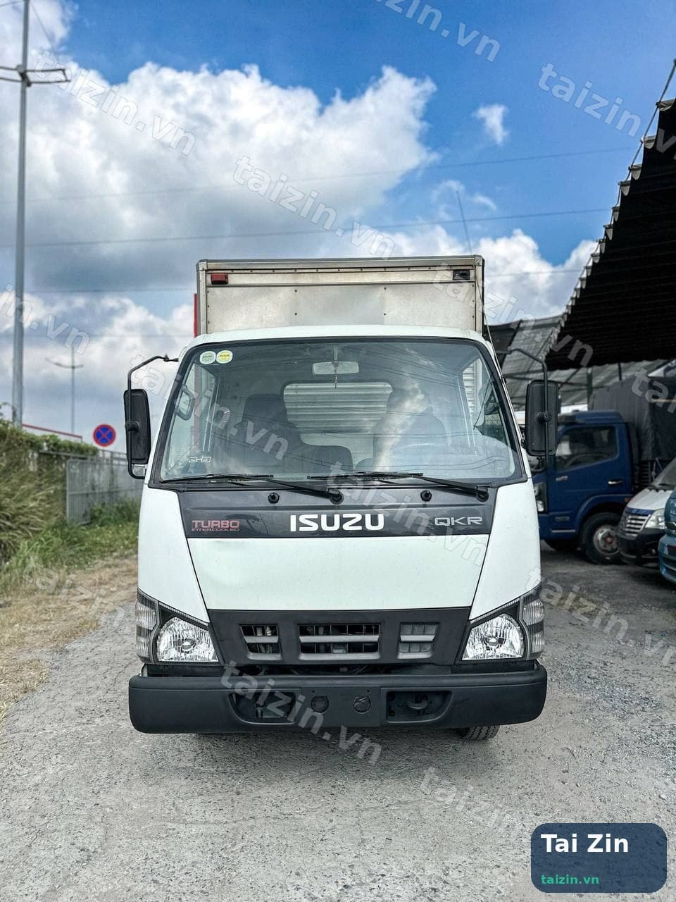 Isuzu 91ps - 2016 - thùng kín Thumbnail 6