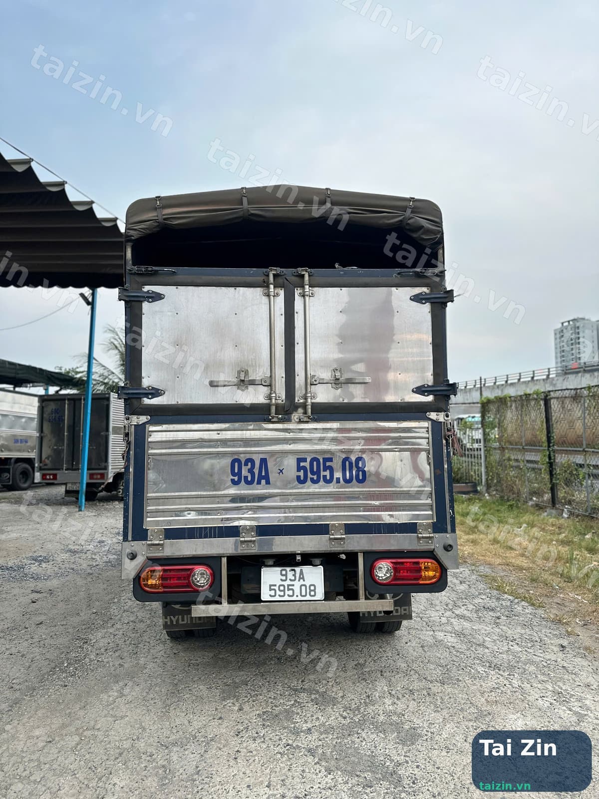 HYUNDAI - H150 - THÙNG MUI BẠT - 2024 - BAO RÚT HỒ SƠ Thumbnail 5