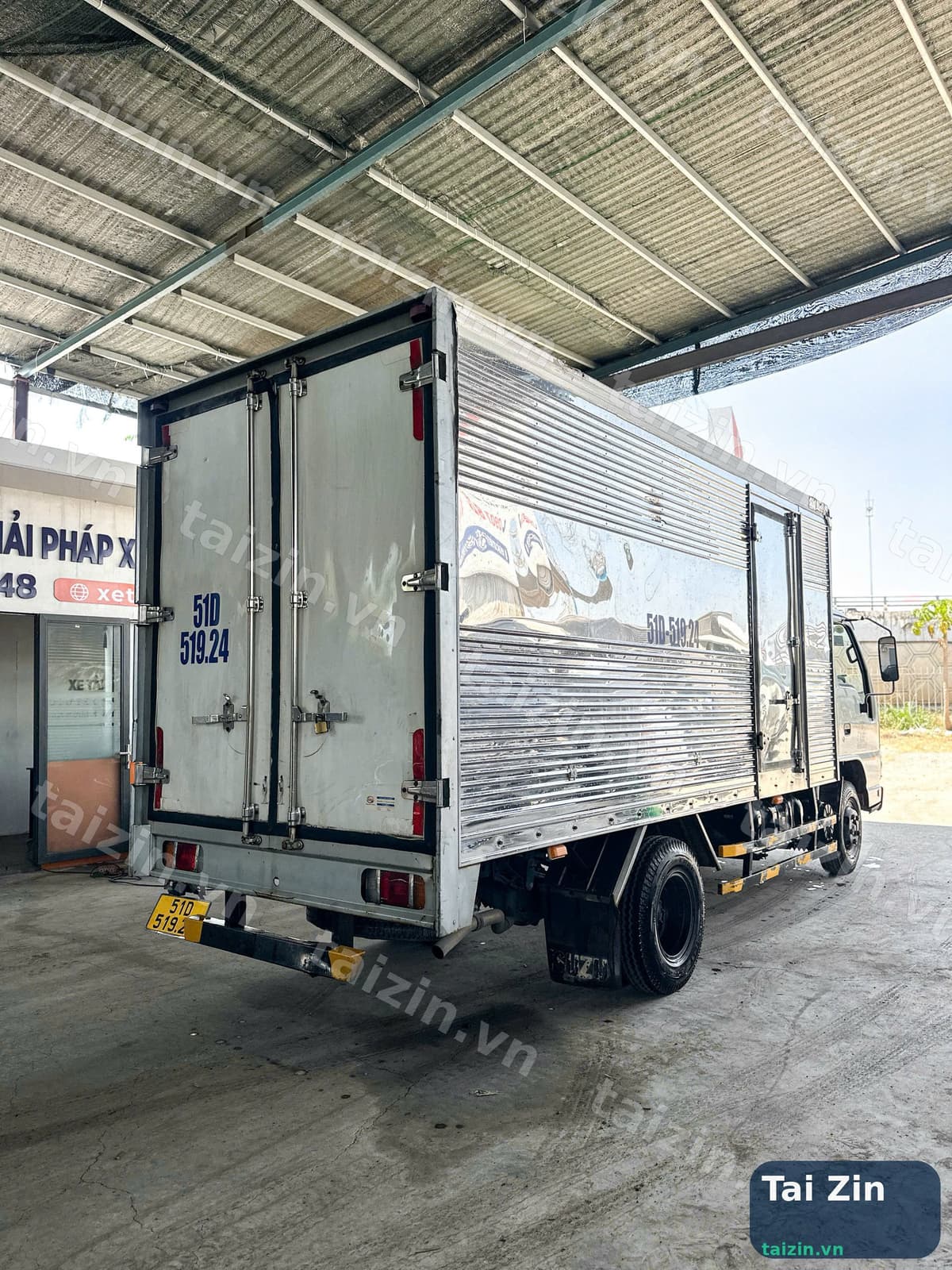 ISUZU - QKR270 - THÙNG KÍN - 2019 - BAO RÚT HỒ SƠ Thumbnail 9