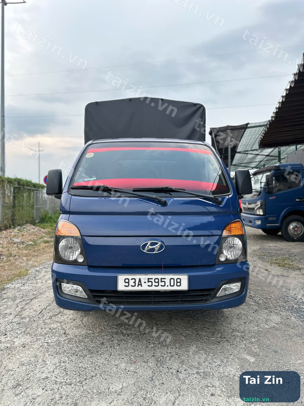 HYUNDAI - H150 - THÙNG MUI BẠT - 2024 - BAO RÚT HỒ SƠ Thumbnail 3